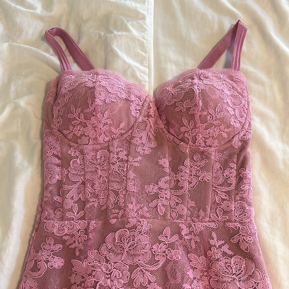 V. Chapman Dress - Picture 11 of 15